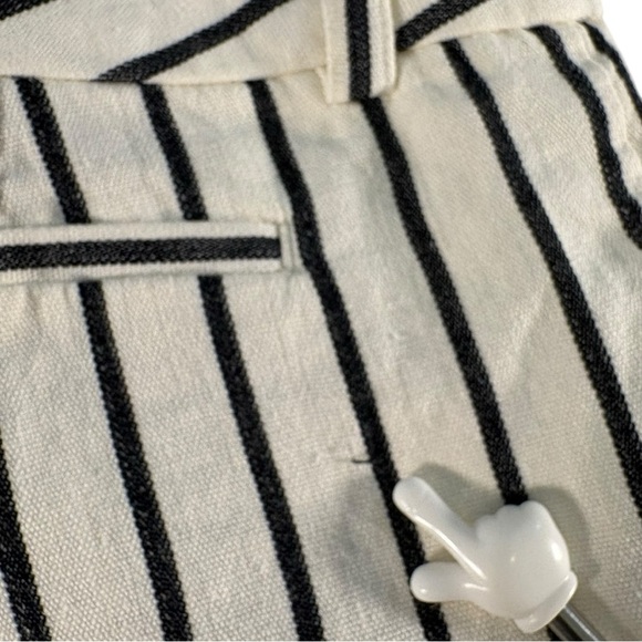 Express Linen Blend Striped Midi Low Rise Shorts Women’s 6 Coastal Grandma - Picture 9 of 11